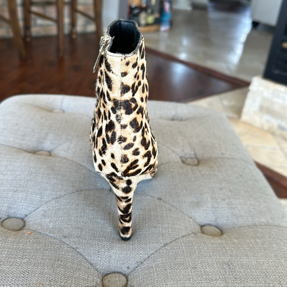 Sam Edelman Calf hair booties Cheetah print - Picture 9 of 14